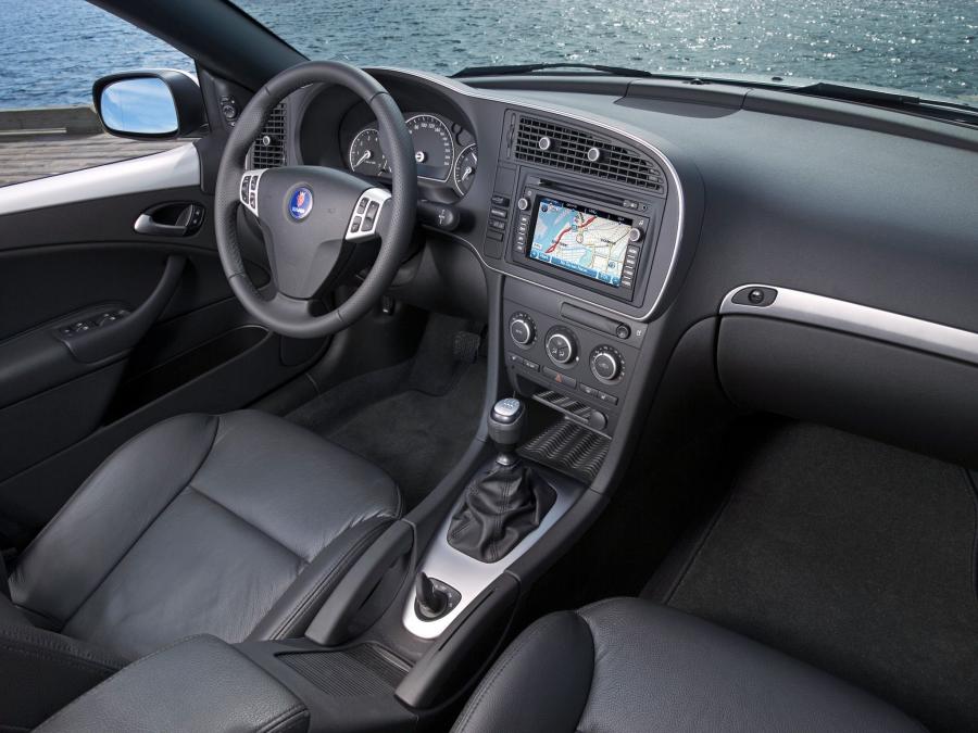  Saab 9-3 Aero Convertible 2008 года  (фото 9 из 16)